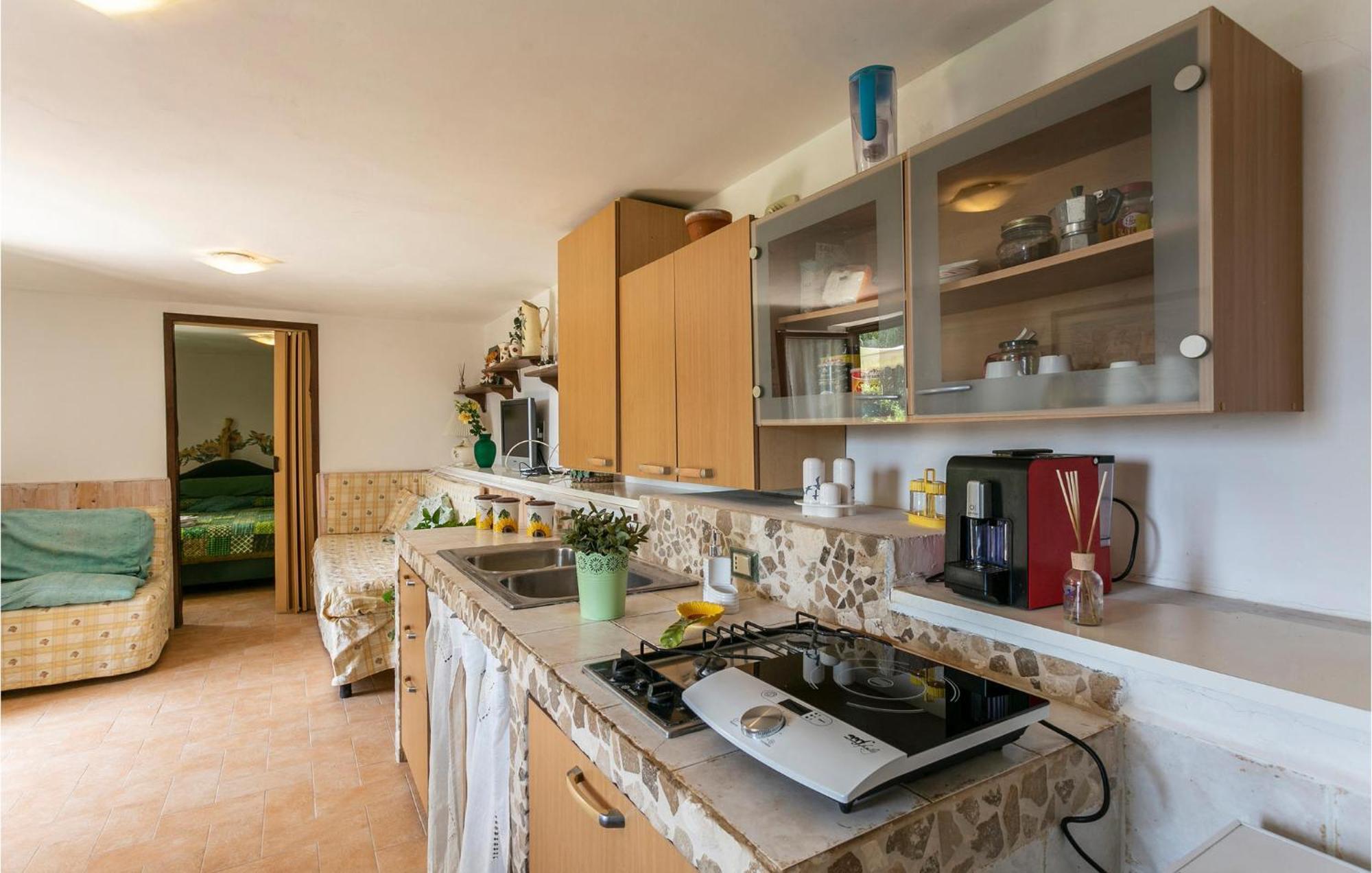 Awesome Home In Bassano Romano With Kitchen 외부 사진